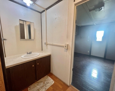 2749 Wagon Trail Road - Photo Thumbnail 17
