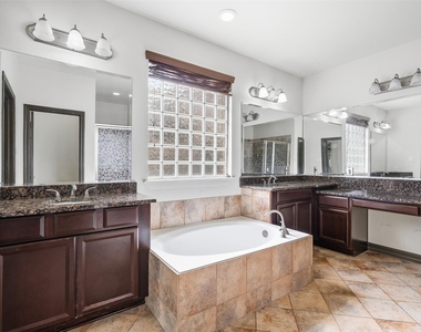 26407 Wooded Hollow Lane - Photo Thumbnail 13