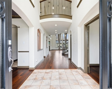 26407 Wooded Hollow Lane - Photo Thumbnail 2