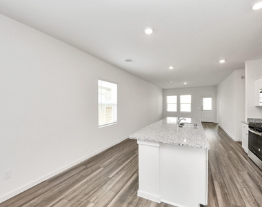 10308 Tuscan Valley Drive - Photo Thumbnail 12