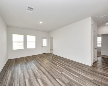 10308 Tuscan Valley Drive - Photo Thumbnail 16