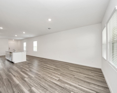 10308 Tuscan Valley Drive - Photo Thumbnail 18