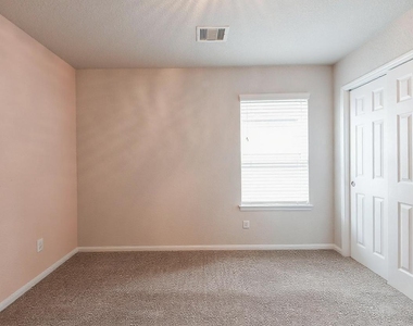 2233 Garden Square Path - Photo Thumbnail 27