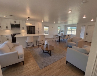 8125 Sunnyhill Street - Photo Thumbnail 1