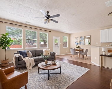 5626 Claybeck Lane - Photo Thumbnail 4