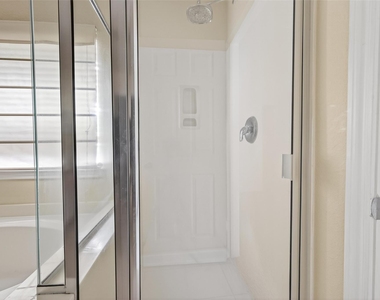 5626 Claybeck Lane - Photo Thumbnail 19