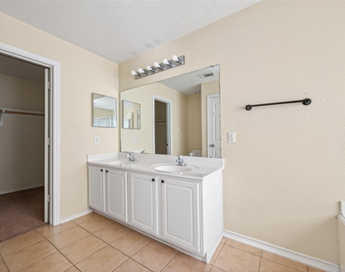 5626 Claybeck Lane - Photo Thumbnail 22