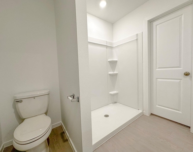 6242 Alder Creek Drive - Photo Thumbnail 14