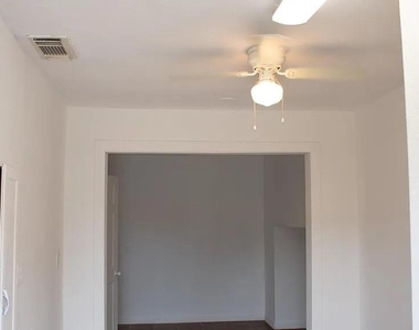 5311 Perry Avenue - Photo Thumbnail 11