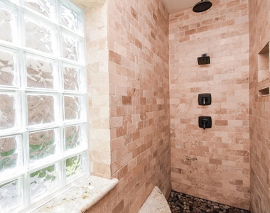 16915 Locust Springs Drive - Photo Thumbnail 18