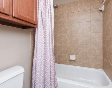 16915 Locust Springs Drive - Photo Thumbnail 29
