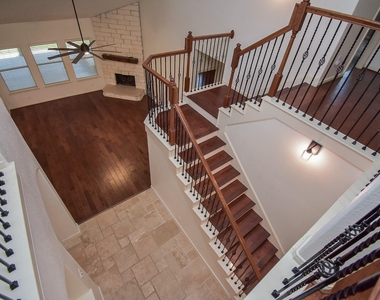 16915 Locust Springs Drive - Photo Thumbnail 21