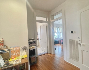 418 Branard Street - Photo Thumbnail 10