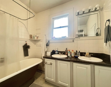 418 Branard Street - Photo Thumbnail 12