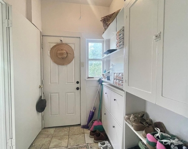 418 Branard Street - Photo Thumbnail 14