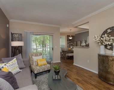 10440 Deerwood - Photo Thumbnail 1