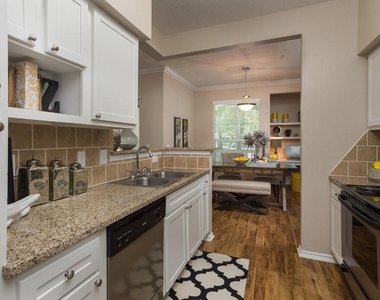 10440 Deerwood - Photo Thumbnail 3