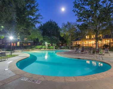 10440 Deerwood - Photo Thumbnail 8