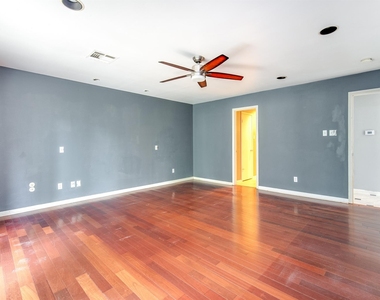 3927 Pleasant Valley Drive - Photo Thumbnail 27