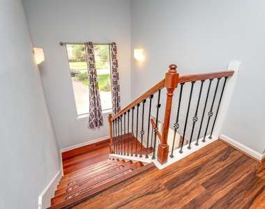 3927 Pleasant Valley Drive - Photo Thumbnail 31