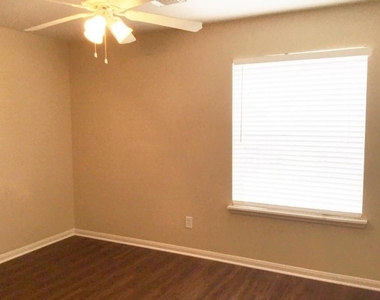 18018 Melissa Springs Drive - Photo Thumbnail 17