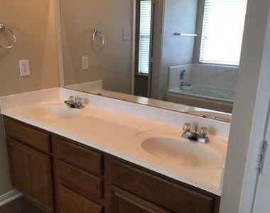 18018 Melissa Springs Drive - Photo Thumbnail 13