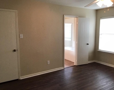 18018 Melissa Springs Drive - Photo Thumbnail 11