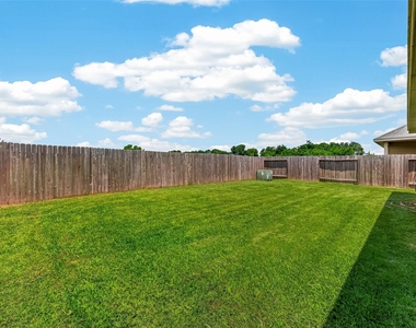 1251 S Maple Drive - Photo Thumbnail 23