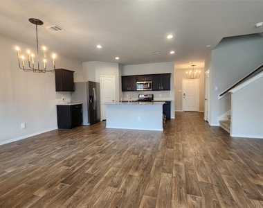 14719 Black Brush Manor - Photo Thumbnail 2