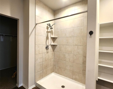 14719 Black Brush Manor - Photo Thumbnail 16