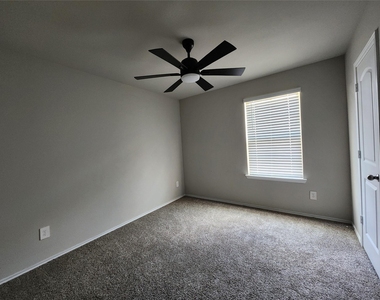 14719 Black Brush Manor - Photo Thumbnail 23