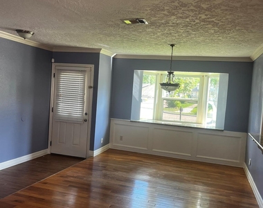 12418 Plumbrook Drive - Photo Thumbnail 1