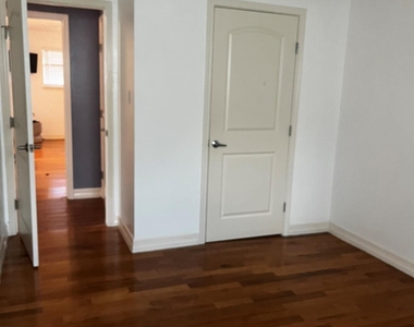 12418 Plumbrook Drive - Photo Thumbnail 8