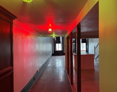 2116 Strand Street - Photo Thumbnail 5