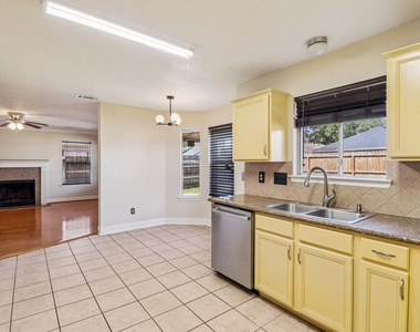 16810 Blairstone - Photo Thumbnail 15