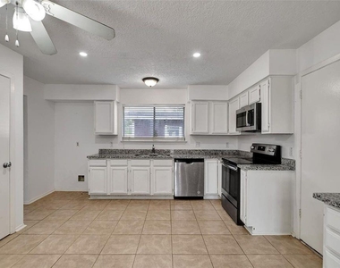 1311 Oak Hollow Drive - Photo Thumbnail 8