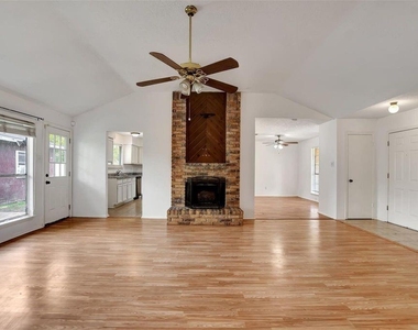 1311 Oak Hollow Drive - Photo Thumbnail 4