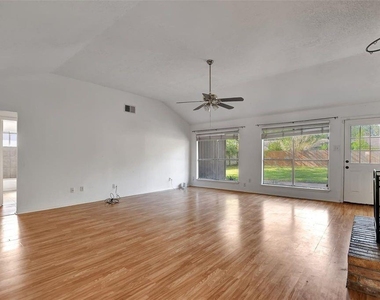 1311 Oak Hollow Drive - Photo Thumbnail 6