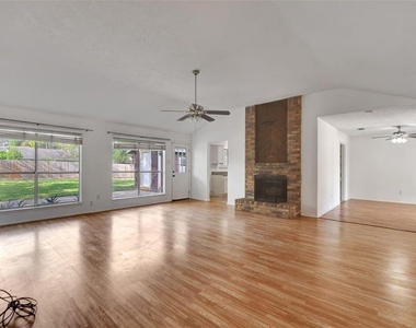 1311 Oak Hollow Drive - Photo Thumbnail 5