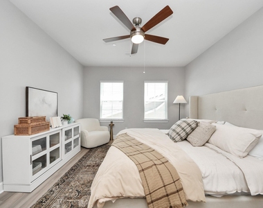 5300 Berkeley Knoll Circle - Photo Thumbnail 17