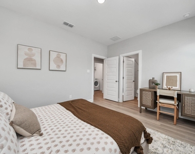 5300 Berkeley Knoll Circle - Photo Thumbnail 25