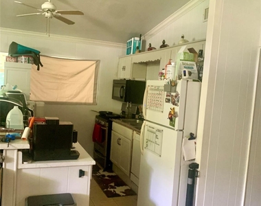 9848 Pine Point Dr - Photo Thumbnail 2