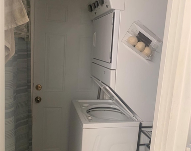 9848 Pine Point Dr - Photo Thumbnail 1