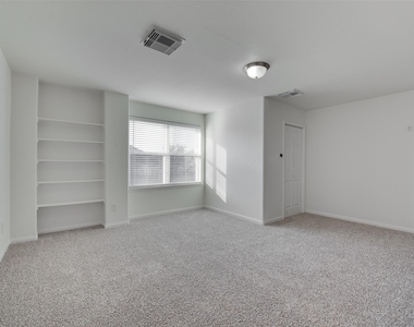 2410 Lakecrest Town Drive - Photo Thumbnail 23