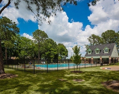 2410 Lakecrest Town Drive - Photo Thumbnail 26