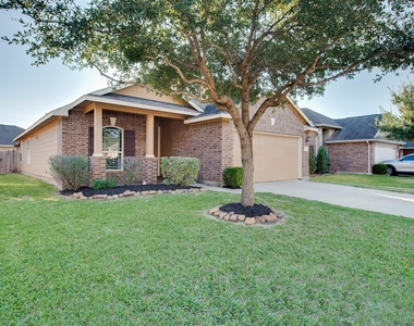 2410 Lakecrest Town Drive - Photo Thumbnail 1