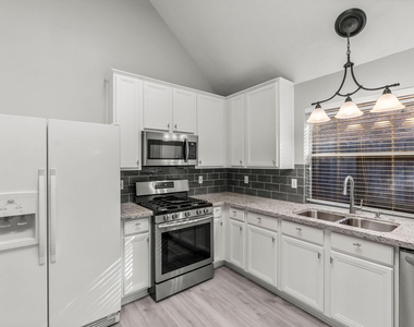 155 N Wimberly Way - Photo Thumbnail 21