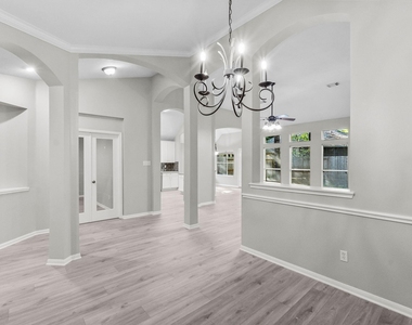 155 N Wimberly Way - Photo Thumbnail 6