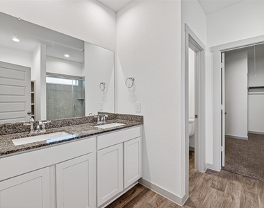 1322 Truckee River Drive - Photo Thumbnail 32