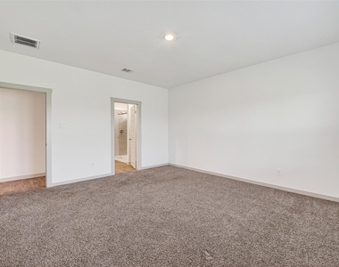 1322 Truckee River Drive - Photo Thumbnail 33